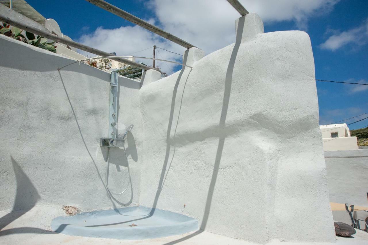 Mesana Stone Houses Emporio (Santorini) Exterior photo